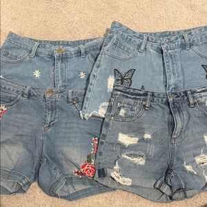 Set of 4 - Denim Shorts Set